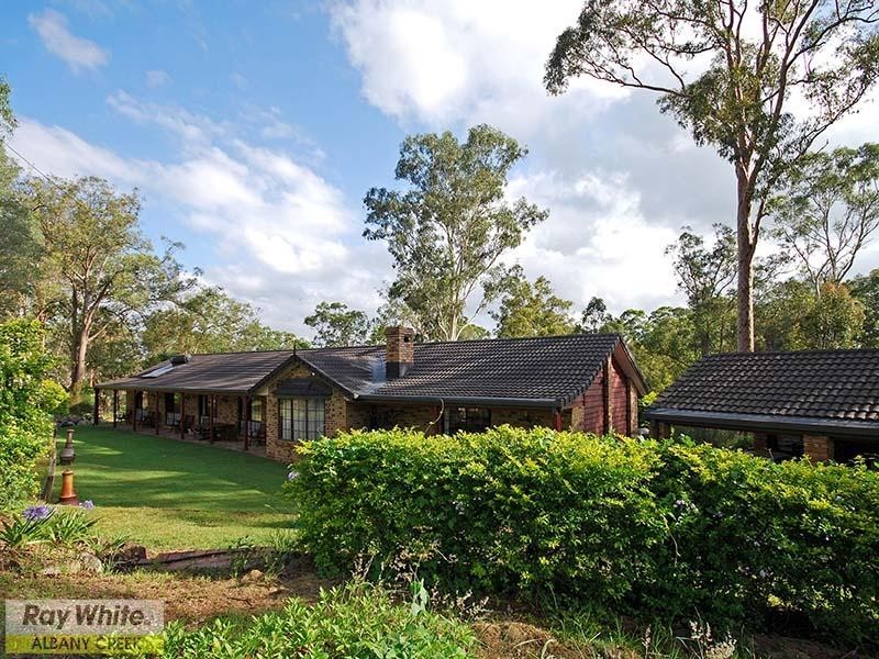 34 Hidden Valley Drive, Eatons Hill QLD 4037