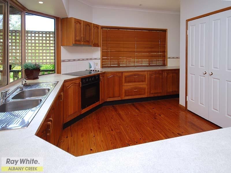 2 Mounteford Place, Albany Creek QLD 4035