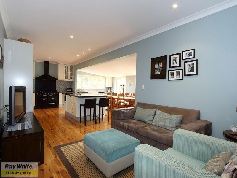 7 Felicia Place, Eatons Hill QLD 4037