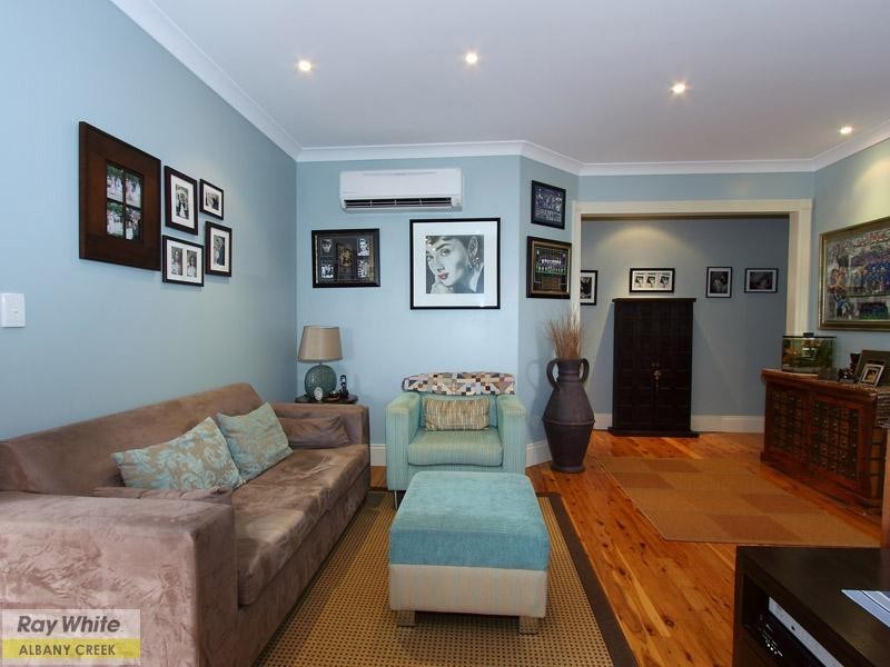 7 Felicia Place, Eatons Hill QLD 4037