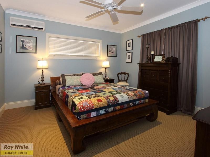 7 Felicia Place, Eatons Hill QLD 4037