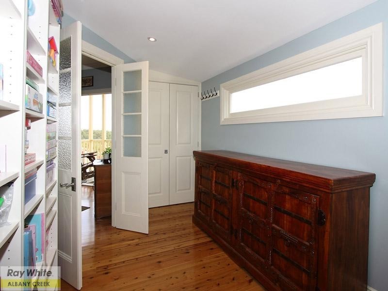 7 Felicia Place, Eatons Hill QLD 4037