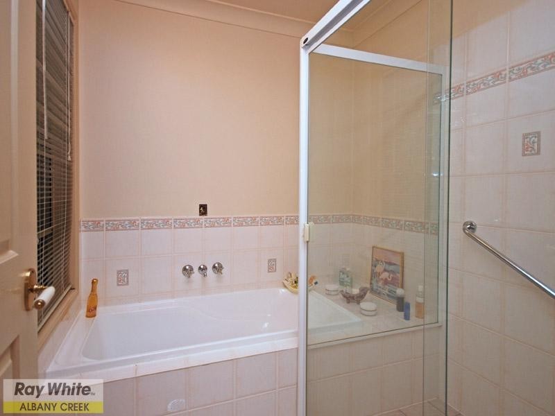 63 Wimbledon Circuit, Carseldine QLD 4034