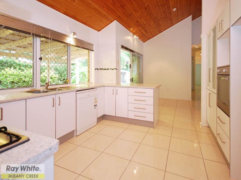 30 Cashmere Lane, Cashmere QLD 4500