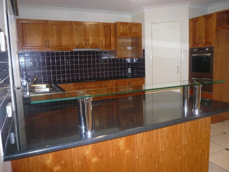 Eatons Hill QLD 4037