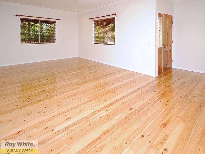 3 Arianna Close, Eatons Hill QLD 4037