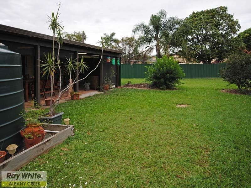 6 Oscar Crescent, Albany Creek QLD 4035