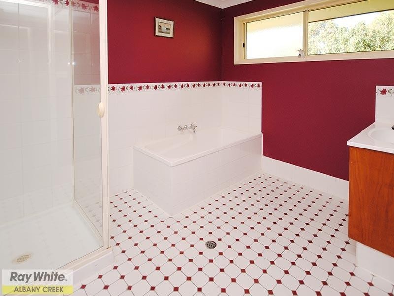 37 Boondooma Circuit, Albany Creek QLD 4035