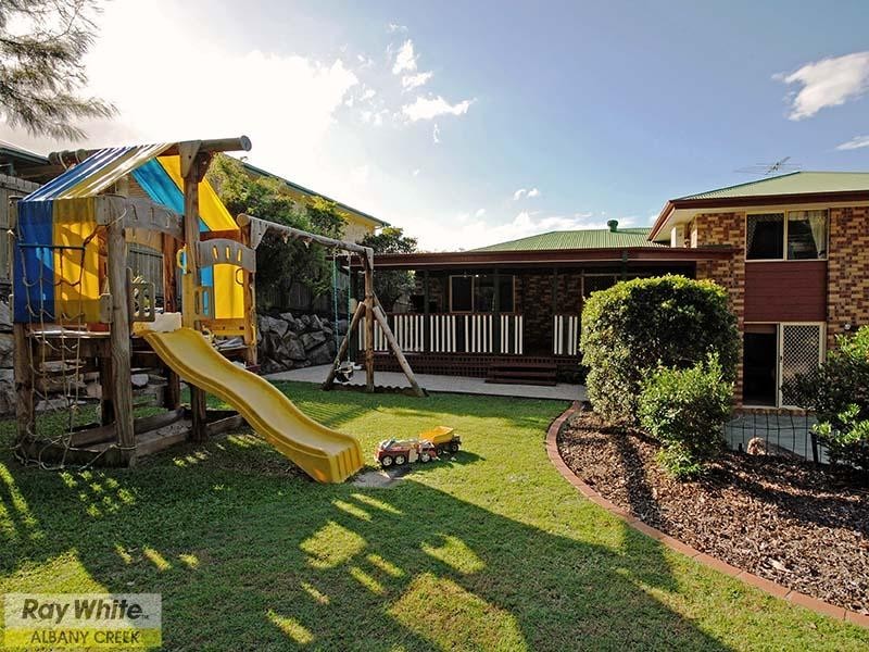 37 Boondooma Circuit, Albany Creek QLD 4035