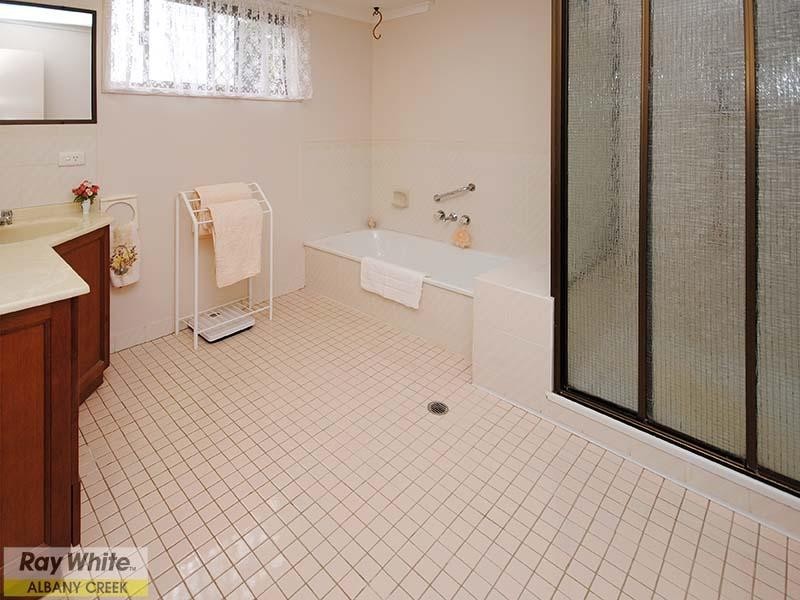 59 Tanager Street, Albany Creek QLD 4035