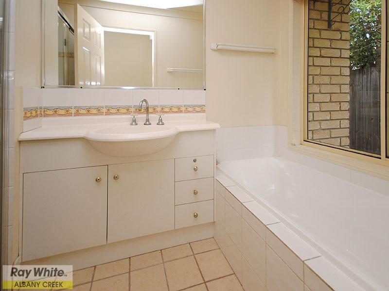 73 Wimbledon Circuit, Carseldine QLD 4034