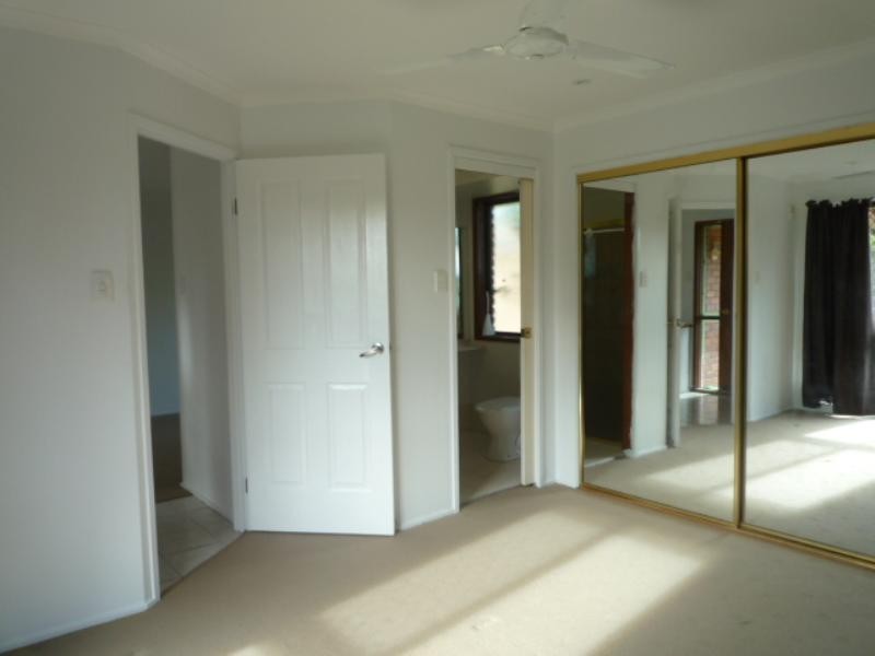 45 Kingfisher Street, Albany Creek QLD 4035