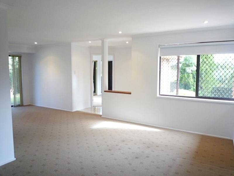 45 Kingfisher Street, Albany Creek QLD 4035