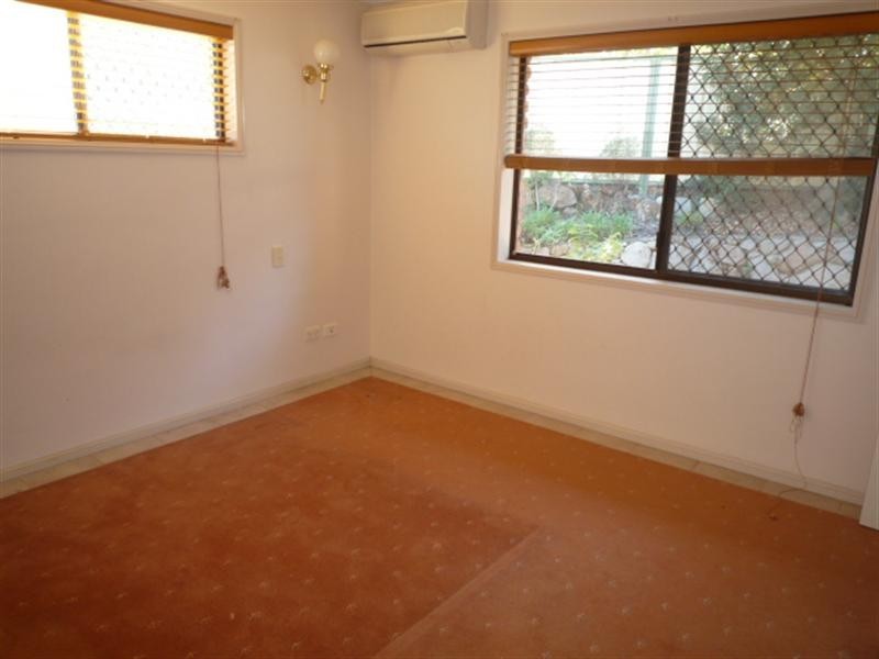 2 Troy Court, Eatons Hill QLD 4037
