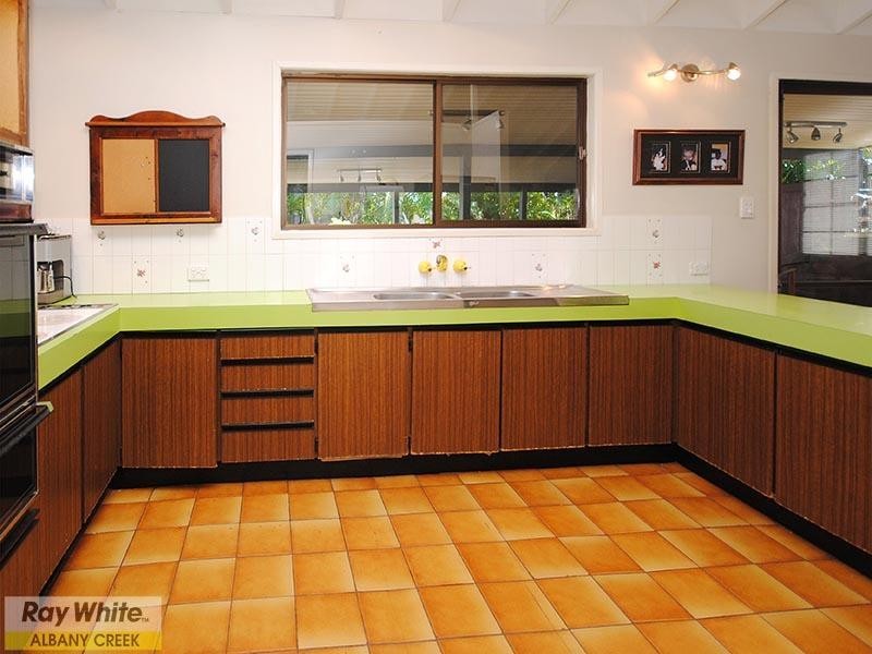74 Bunya Park Drive, Eatons Hill QLD 4037