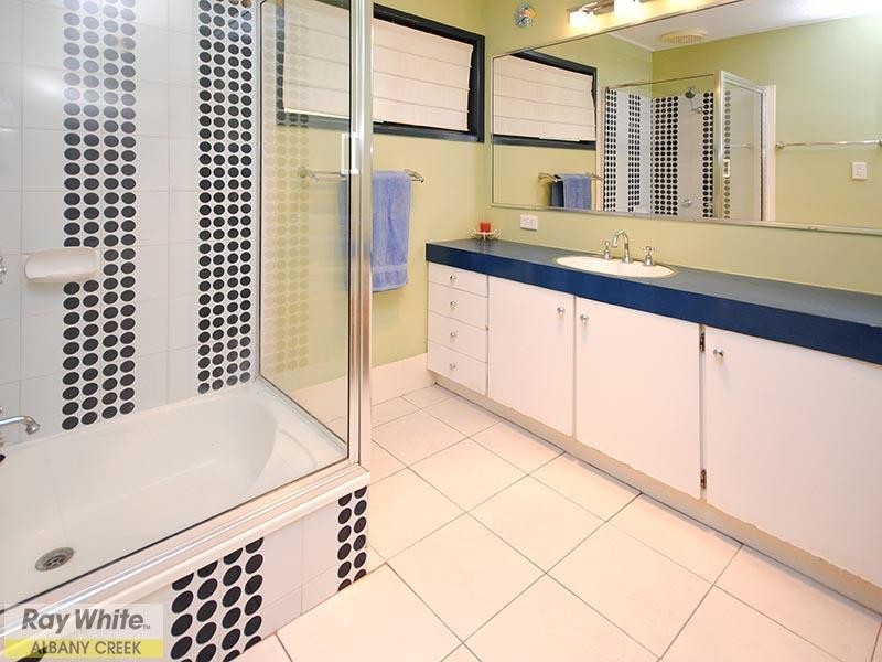 74 Bunya Park Drive, Eatons Hill QLD 4037