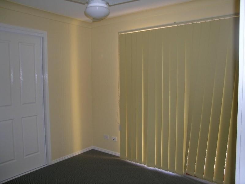 6 Memoire Court, Eatons Hill QLD 4037