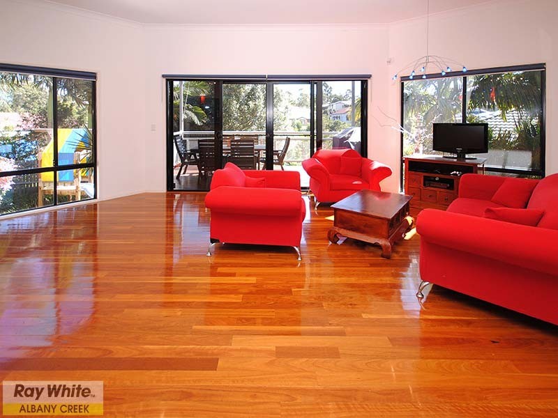 4 Excelcia Court, Eatons Hill QLD 4037