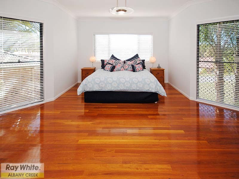 4 Excelcia Court, Eatons Hill QLD 4037