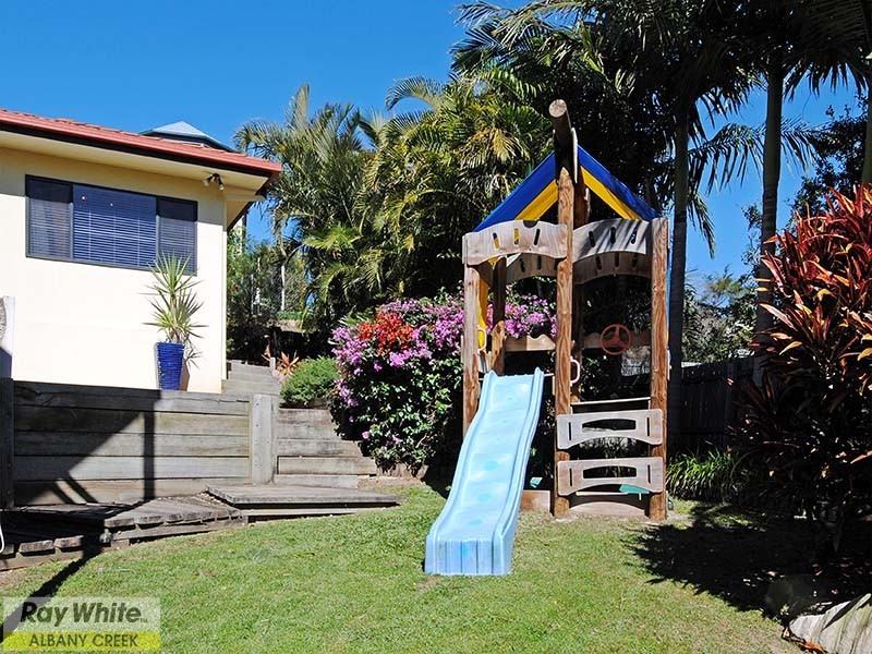 4 Excelcia Court, Eatons Hill QLD 4037