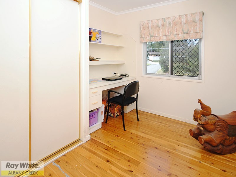 75 Tarnook Drive, Ferny Hills QLD 4055