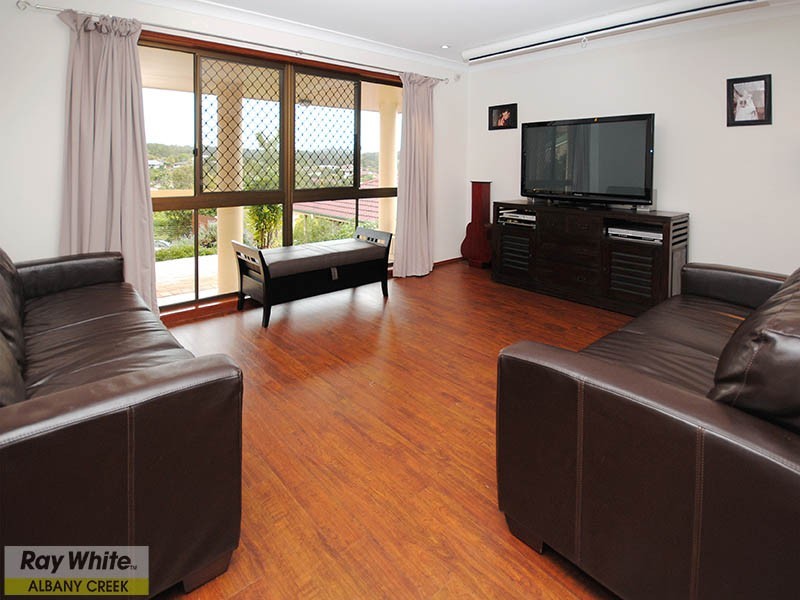 17 Brighton Court, Albany Creek QLD 4035