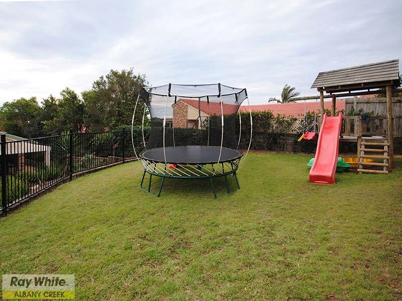 17 Brighton Court, Albany Creek QLD 4035