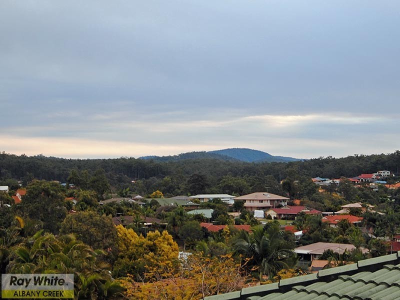 17 Brighton Court, Albany Creek QLD 4035