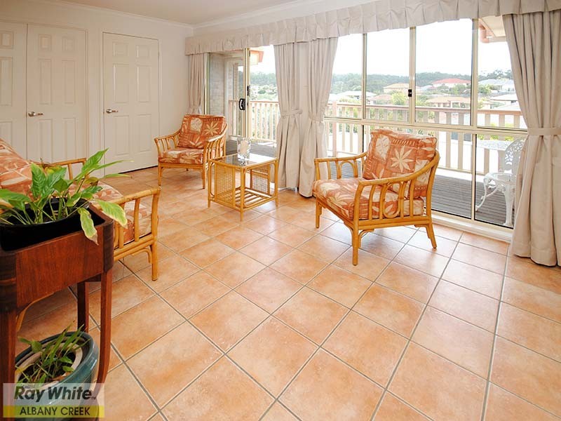 37 Lancewood Drive, Albany Creek QLD 4035