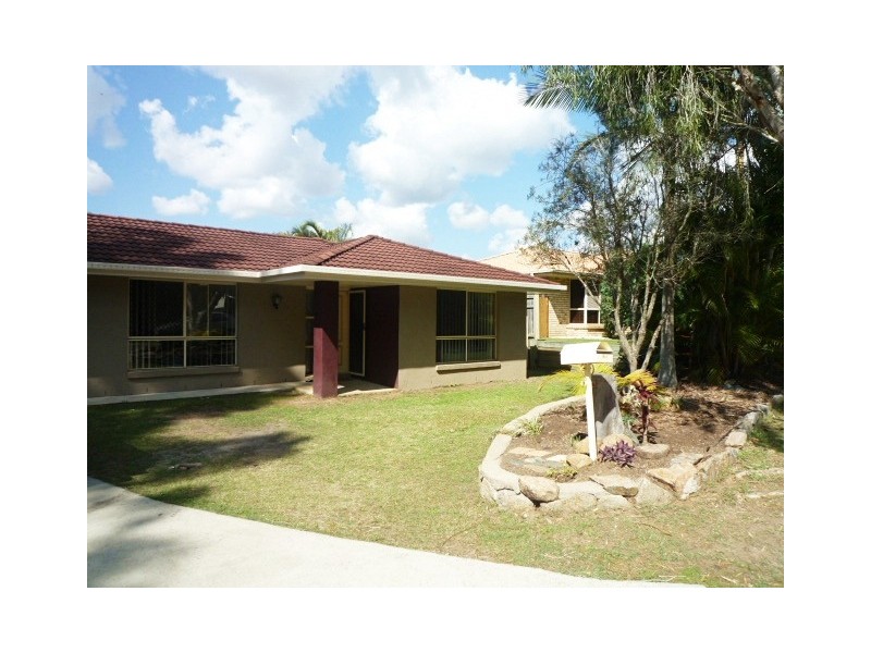 8 Ilona Place, Eatons Hill QLD 4037