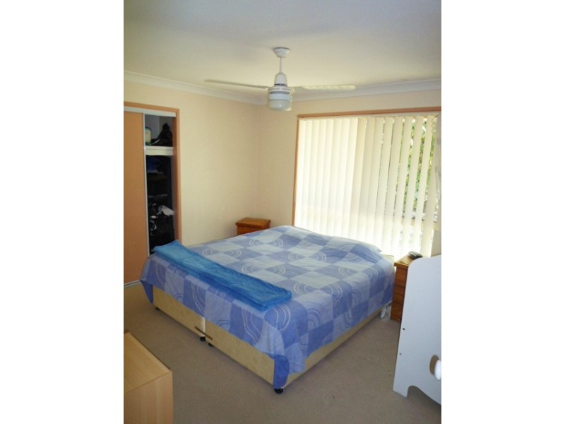 8 Ilona Place, Eatons Hill QLD 4037