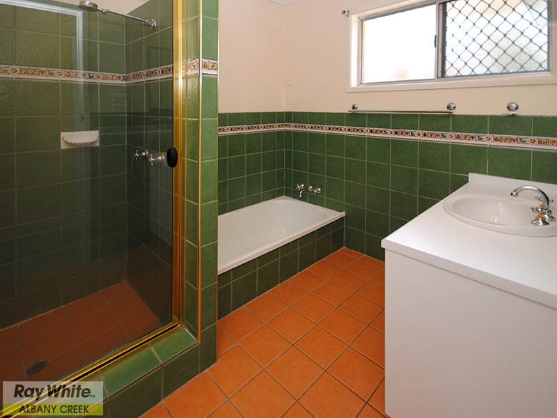 3 Malvern Road, Albany Creek QLD 4035