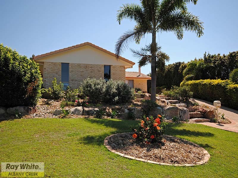 24 Queen Elizabeth Drive, Eatons Hill QLD 4037