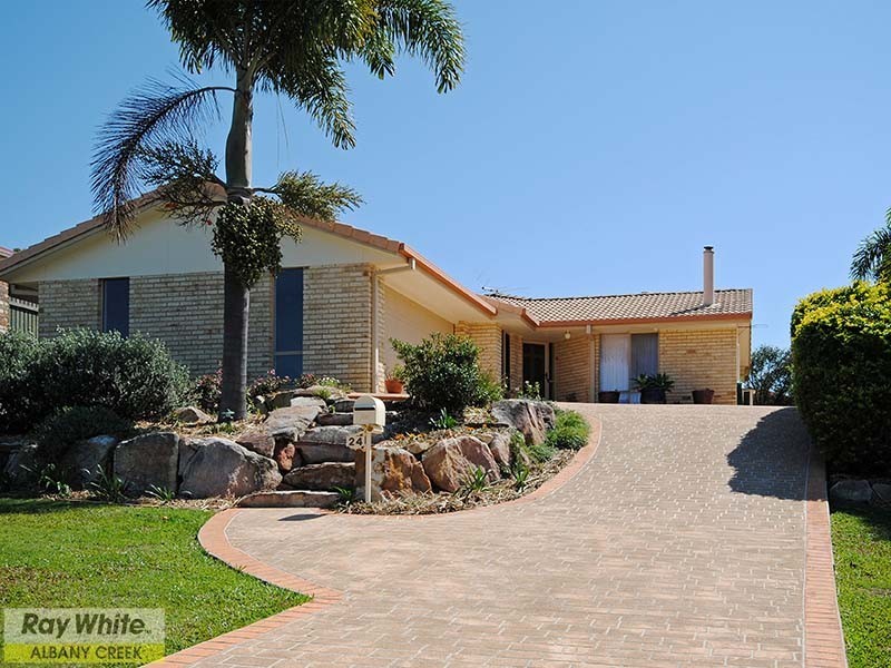 24 Queen Elizabeth Drive, Eatons Hill QLD 4037