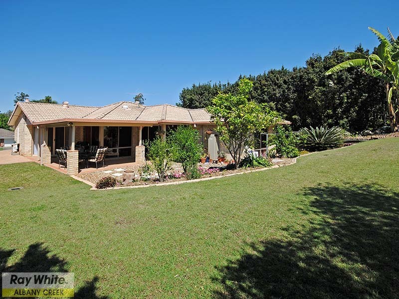 24 Queen Elizabeth Drive, Eatons Hill QLD 4037