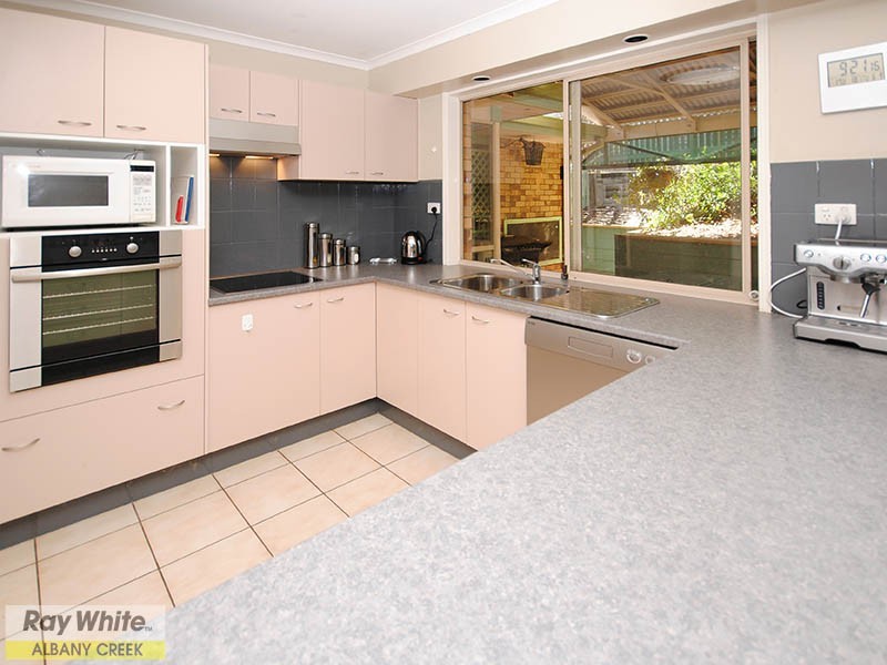 3 Hero Street, Eatons Hill QLD 4037