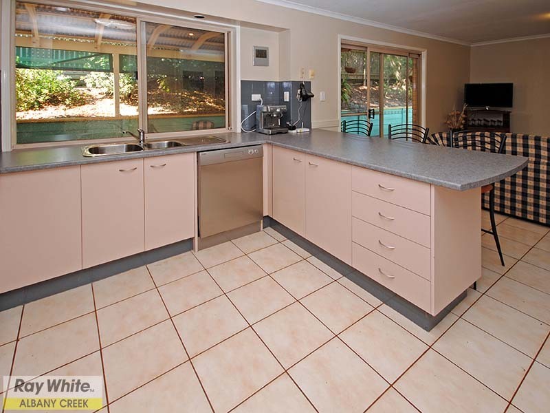 3 Hero Street, Eatons Hill QLD 4037