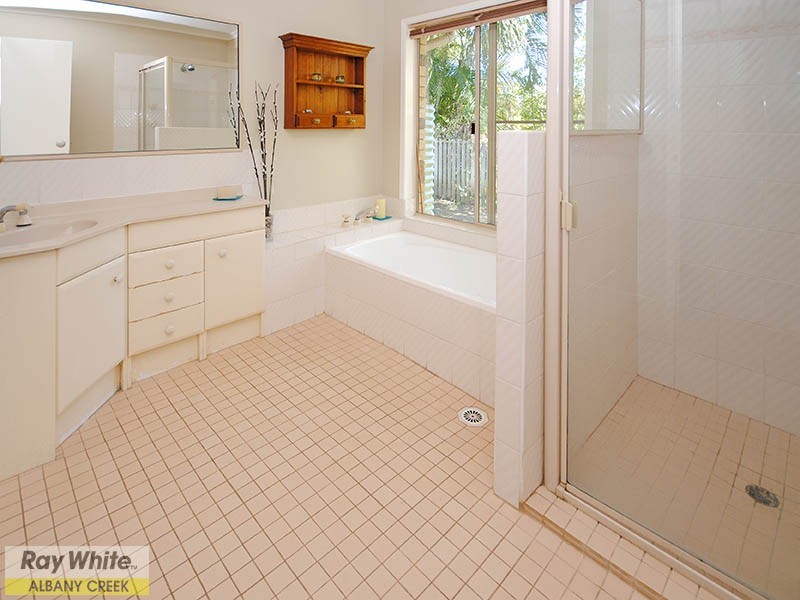 3 Hero Street, Eatons Hill QLD 4037