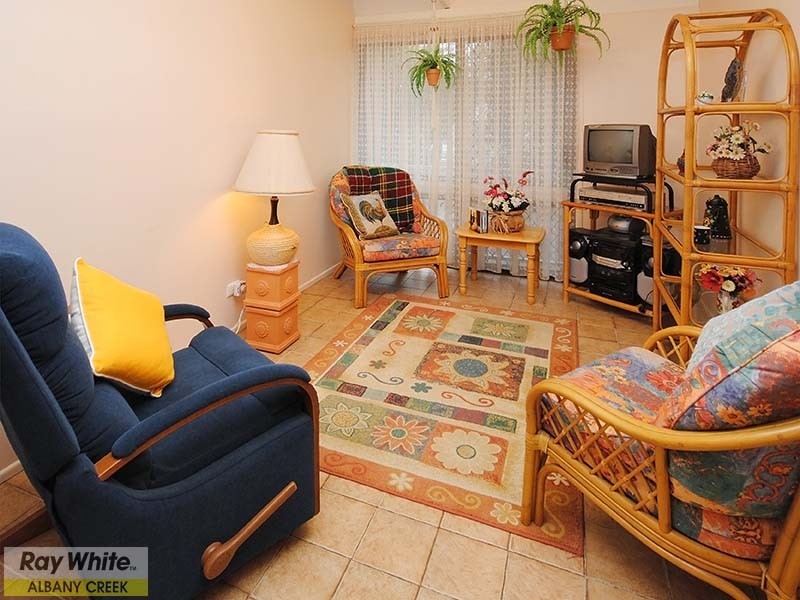 27 Crofty Street, Albany Creek QLD 4035