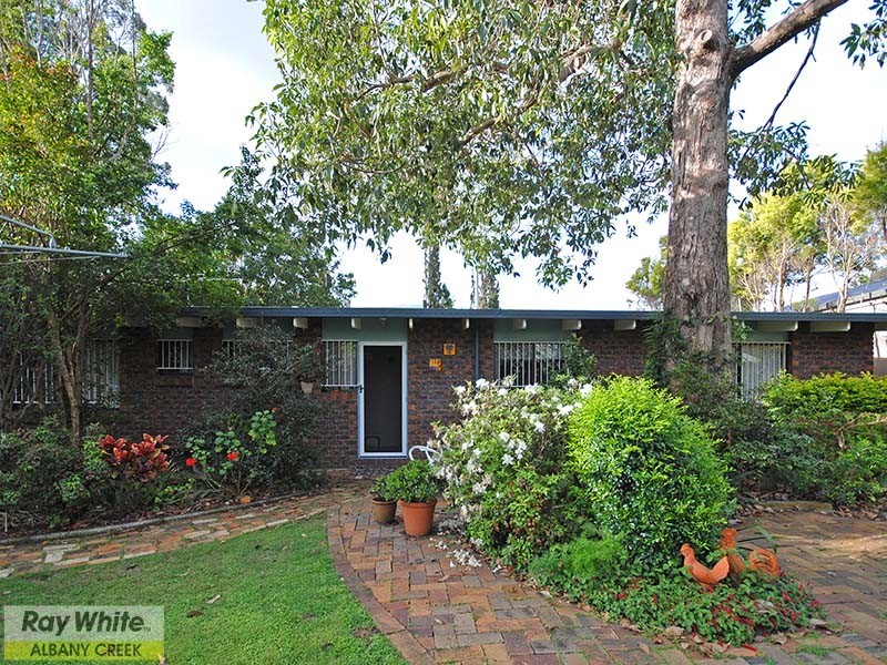 27 Crofty Street, Albany Creek QLD 4035