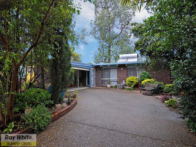 27 Crofty Street, Albany Creek QLD 4035