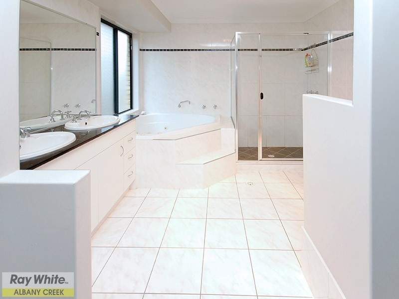17 Gaskill Court, Albany Creek QLD 4035
