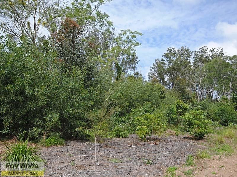 16 Confluence Court, Eatons Hill QLD 4037