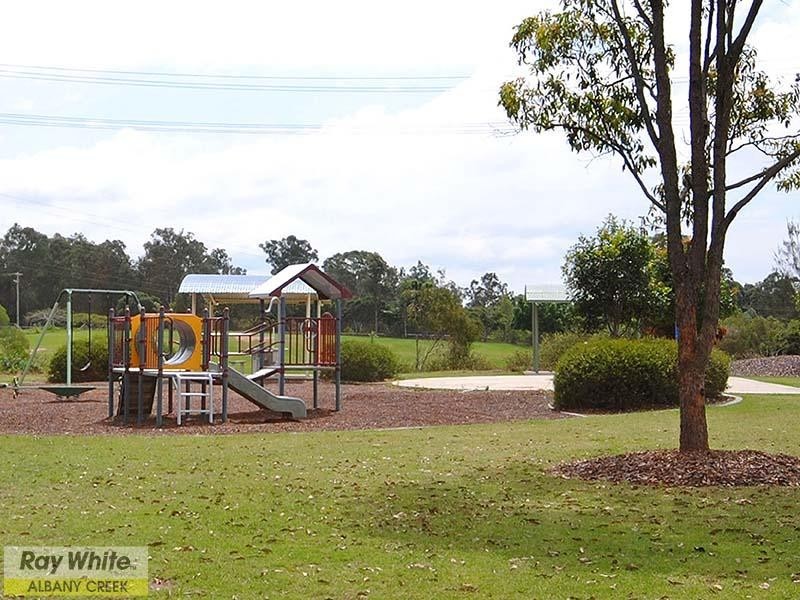16 Confluence Court, Eatons Hill QLD 4037