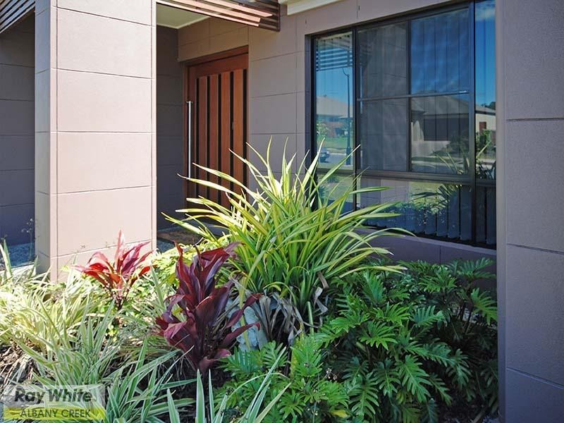 45 Swan Parade, Warner QLD 4500