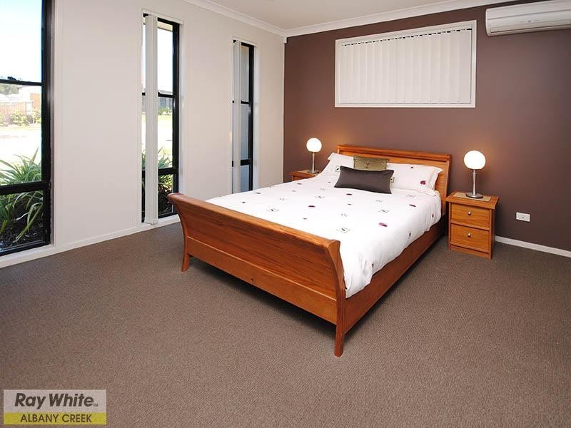 45 Swan Parade, Warner QLD 4500