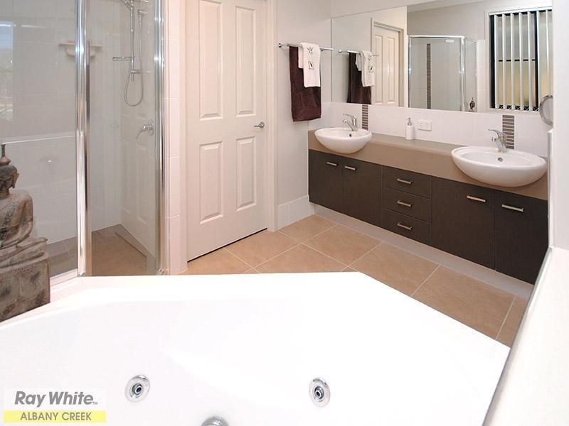 45 Swan Parade, Warner QLD 4500