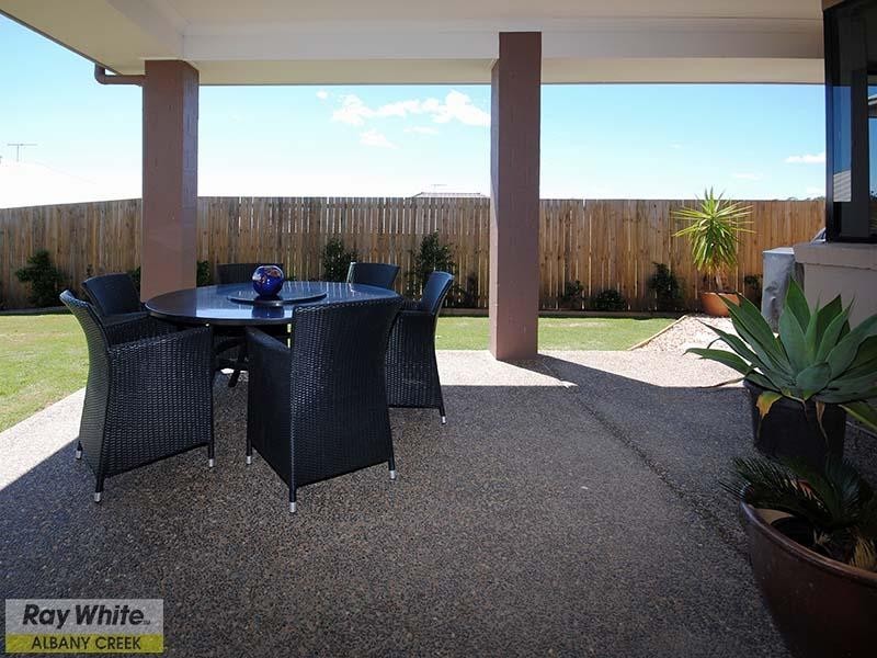 45 Swan Parade, Warner QLD 4500