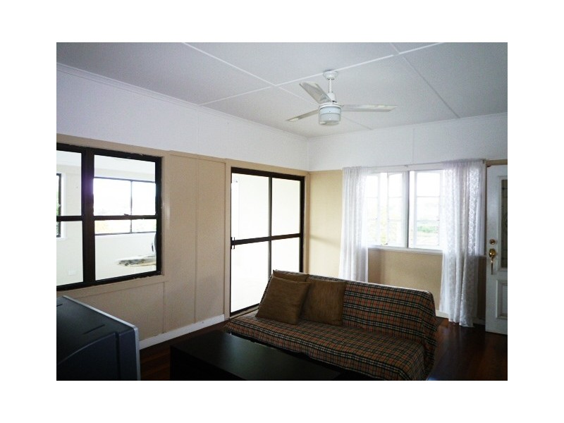 80 Redwood Street, Stafford Heights QLD 4053