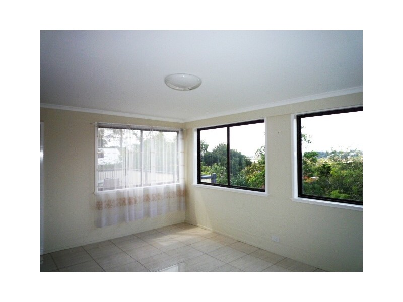 80 Redwood Street, Stafford Heights QLD 4053